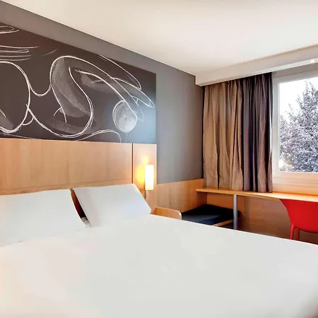 Ibis Clermont Ferrand Nord Riom