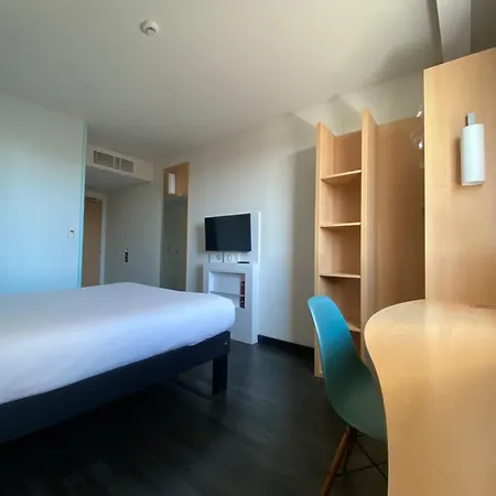 Ibis Clermont Ferrand Nord 3*