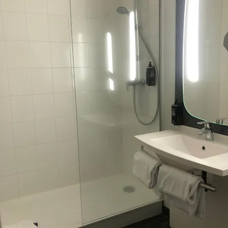 Ibis Clermont Ferrand Nord Szálloda Riom