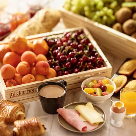 Ibis Clermont Ferrand Nord 3* Riom