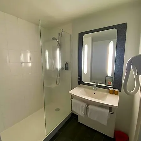 Ibis Clermont Ferrand Nord Hotel 3*