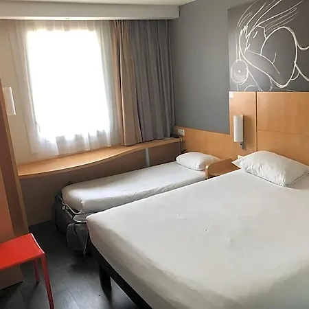 酒店 北里翁克莱蒙费朗宜必思酒店 3*