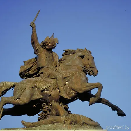 Ibis Clermont Ferrand Nord 3* Риом