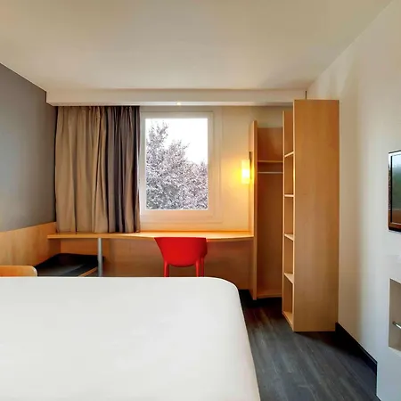 Ibis Clermont Ferrand Nord 3*