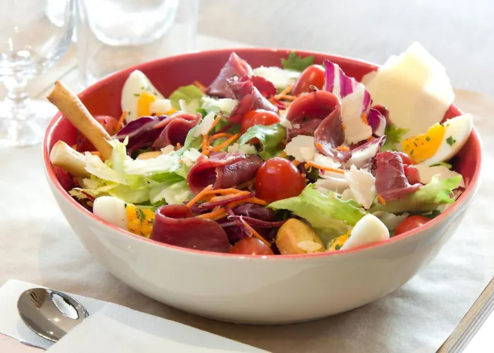 Отель Ibis Clermont Ferrand Nord