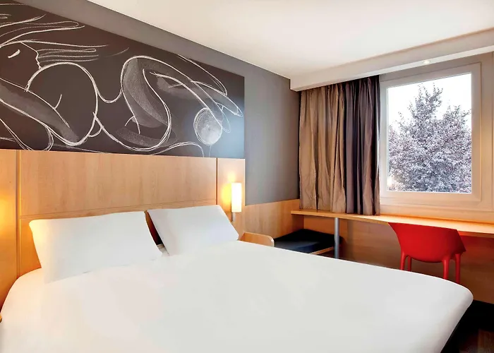 Ibis Clermont Ferrand Nord Риом