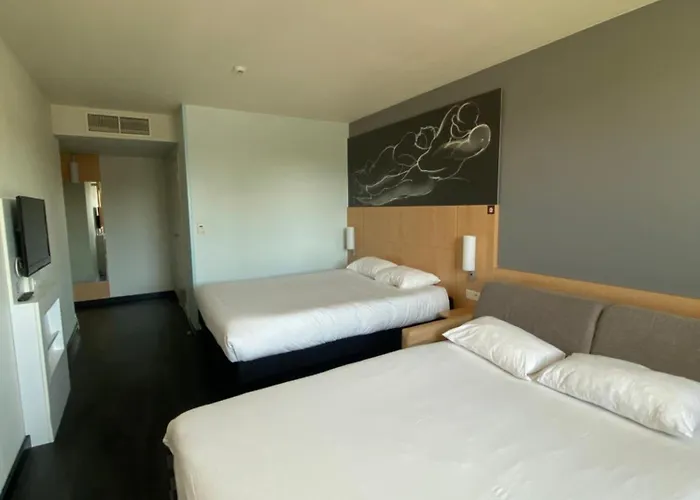 Отель Ibis Clermont Ferrand Nord 3*