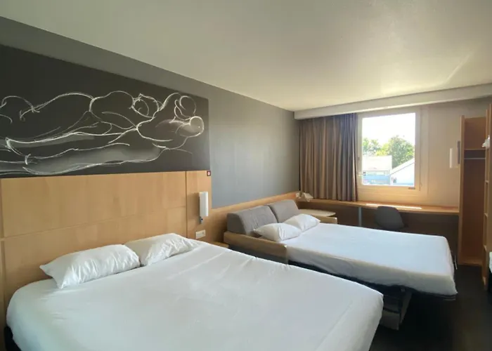 Отель Ibis Clermont Ferrand Nord 3*