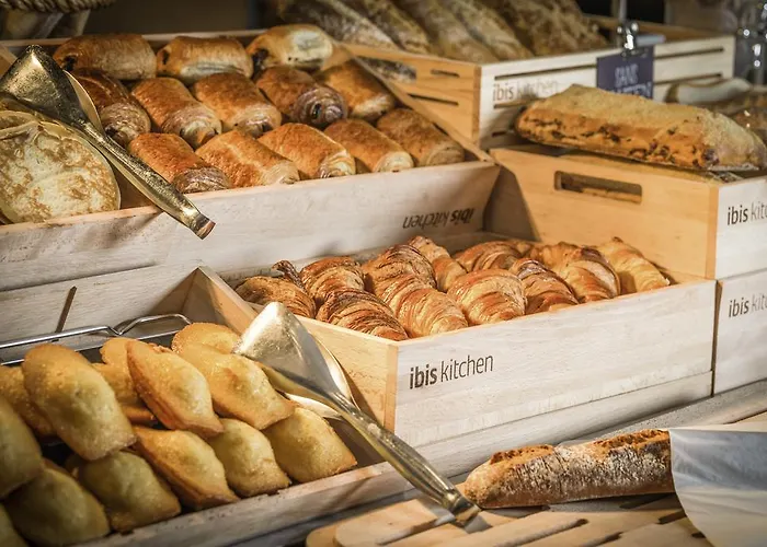 Отель Ibis Clermont Ferrand Nord