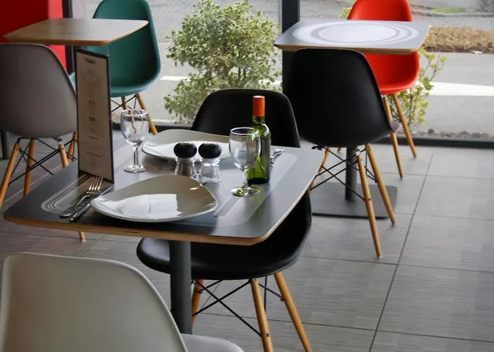 Отель Ibis Clermont Ferrand Nord Риом