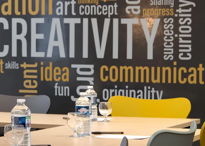 Ibis Clermont Ferrand Nord 3* Риом